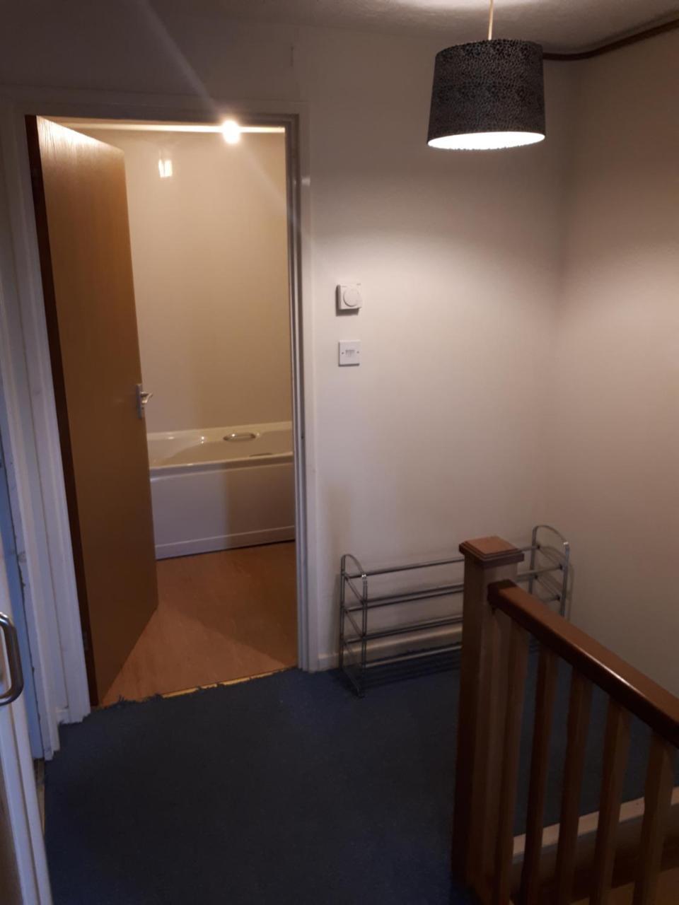 Marvellous Meridian Maisonette Ifield Екстер'єр фото